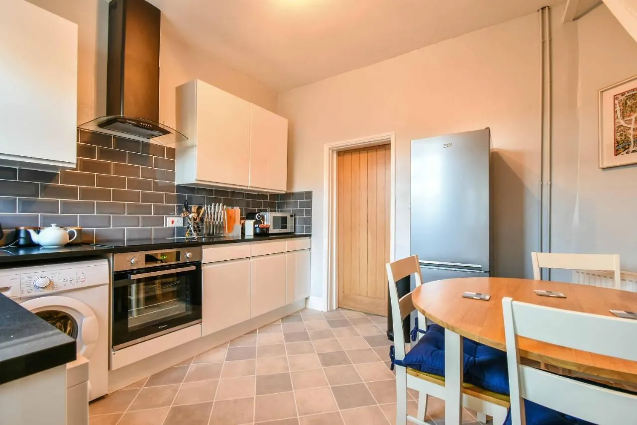 Bay Tree Cottage يورك 0*,