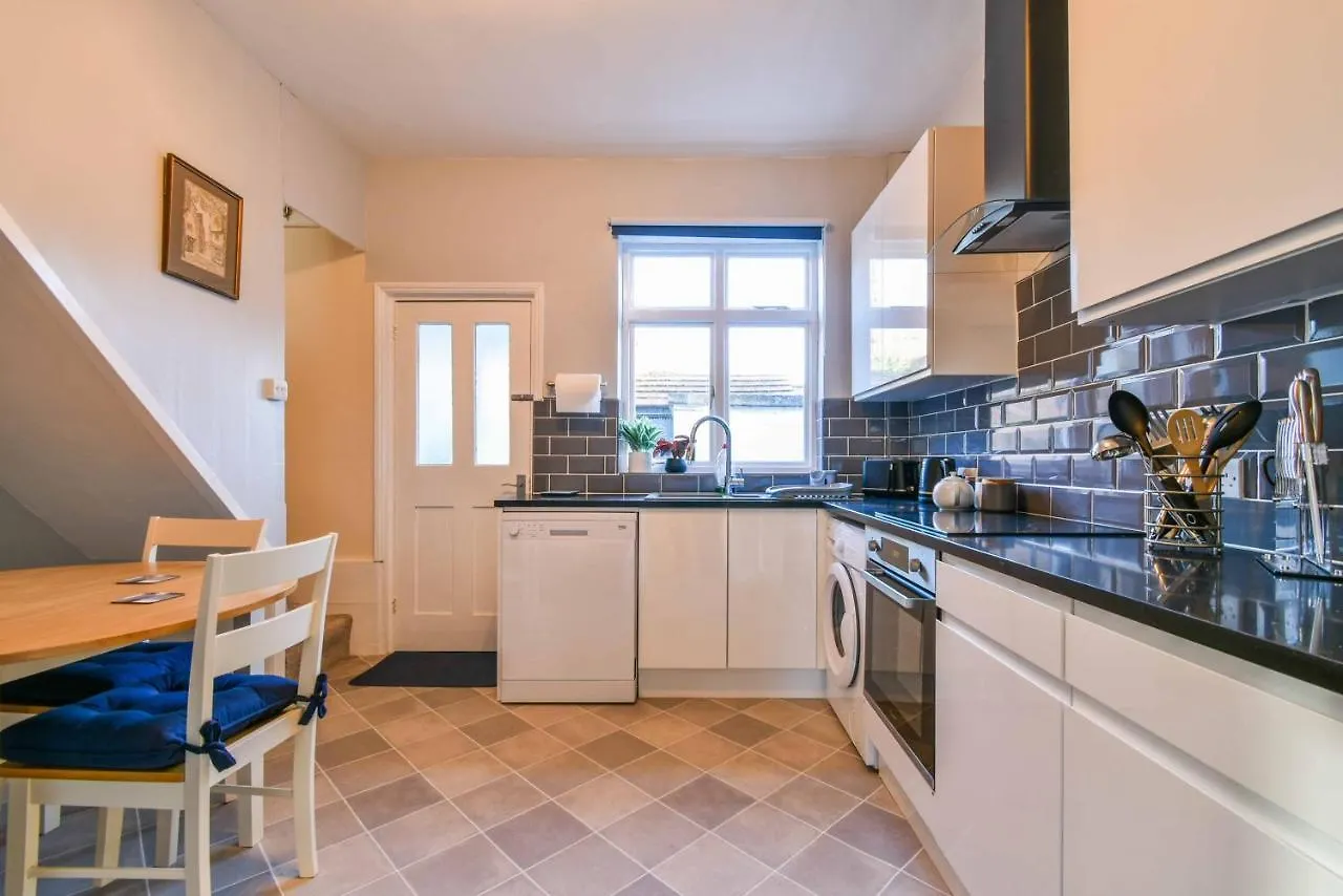 Bay Tree Cottage يورك
